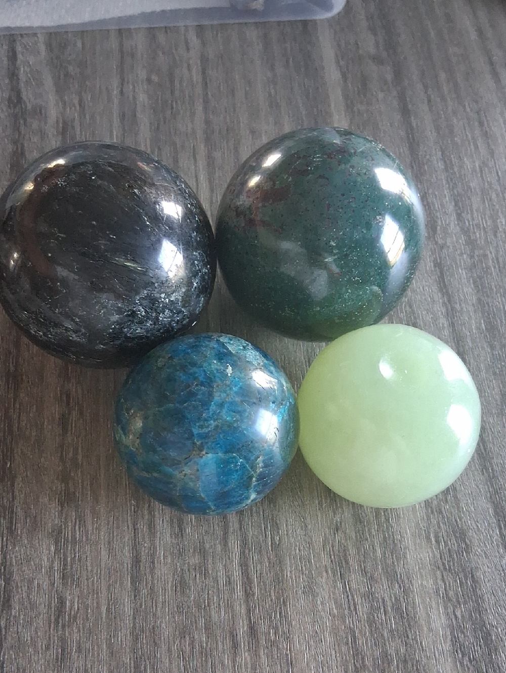 20 Piedras Son Grandes